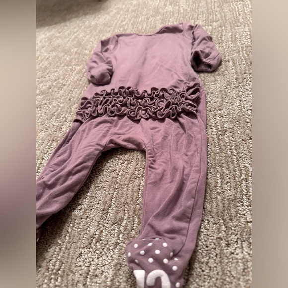 Caden Lane Bamboo Footed Sleeper in Mauve - Picture 6 of 6